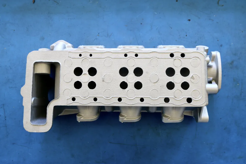 Piano di fiamma della testata a 24 valvole Lancia Stratos con sedi delle valvole
